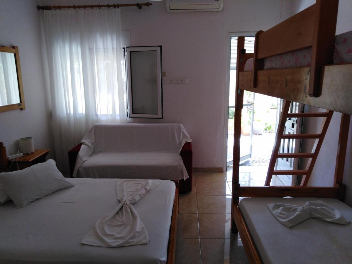 Miltos Rooms Leptokaryá Exterior foto